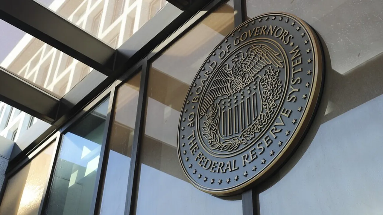 Fed'de Kevin Warsh dönemi başladı! ABD Senatosu başkanlığını onayladı