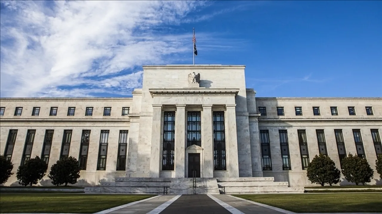 Fed'de Kevin Warsh dönemi başladı! ABD Senatosu başkanlığını onayladı