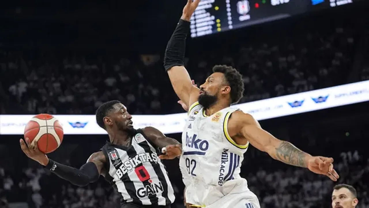 Fenerbahçe Beko-Beşiktaş Gain canlı yayın hangi kanalda, saat kaçta? Basketbol Süper Lig 29. hafta erteleme maçı!