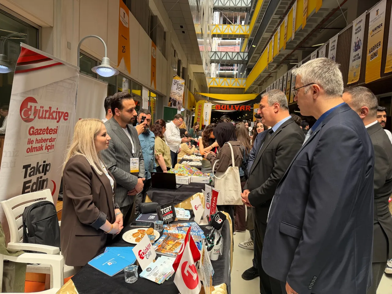 Geleceğin yeteneklerine tam destek! İhlas Medya Kariyer Günü’26’da gençlerle buluştu