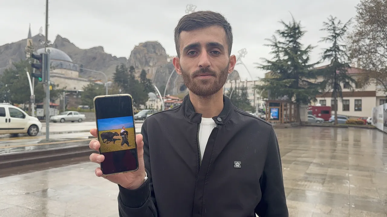 Hevesi kursağında kaldı! ‘Annelik bağı’ temalı kare dünya ikincisi oldu, ödülünü gümrük elinden aldı