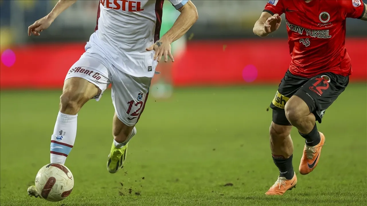 İşte ilk 11 maç kadrosu! Gençlerbirliği-Trabzonspor canlı yayın hangi kanalda, saat kaçta, nerede izlenir?