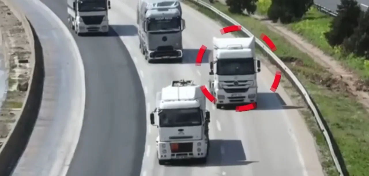 Kuralları hiçe sayan sürücüler drona takıldı! Bin 346 araca ceza yağdı