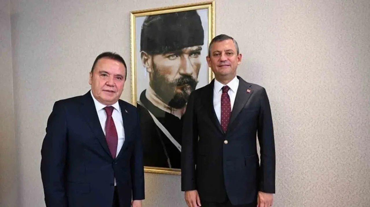 Sistemin adresi CHP Genel Merkezi! "Anayasa'ya göre CHP kapatılmalı"