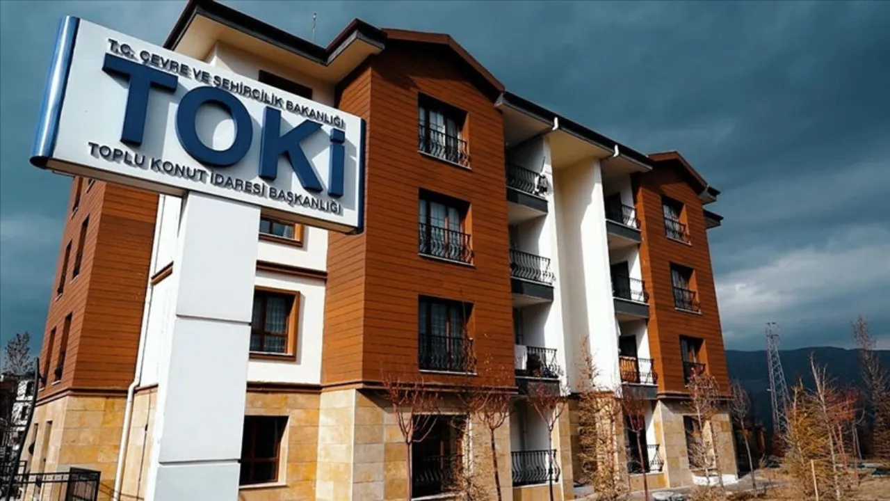TOKİ İzmir Dikili kura sonuçları açıklanıyor! Canlı kura çekimi saat kaçta başlayacak? İsim listesi sorgulama ekranı