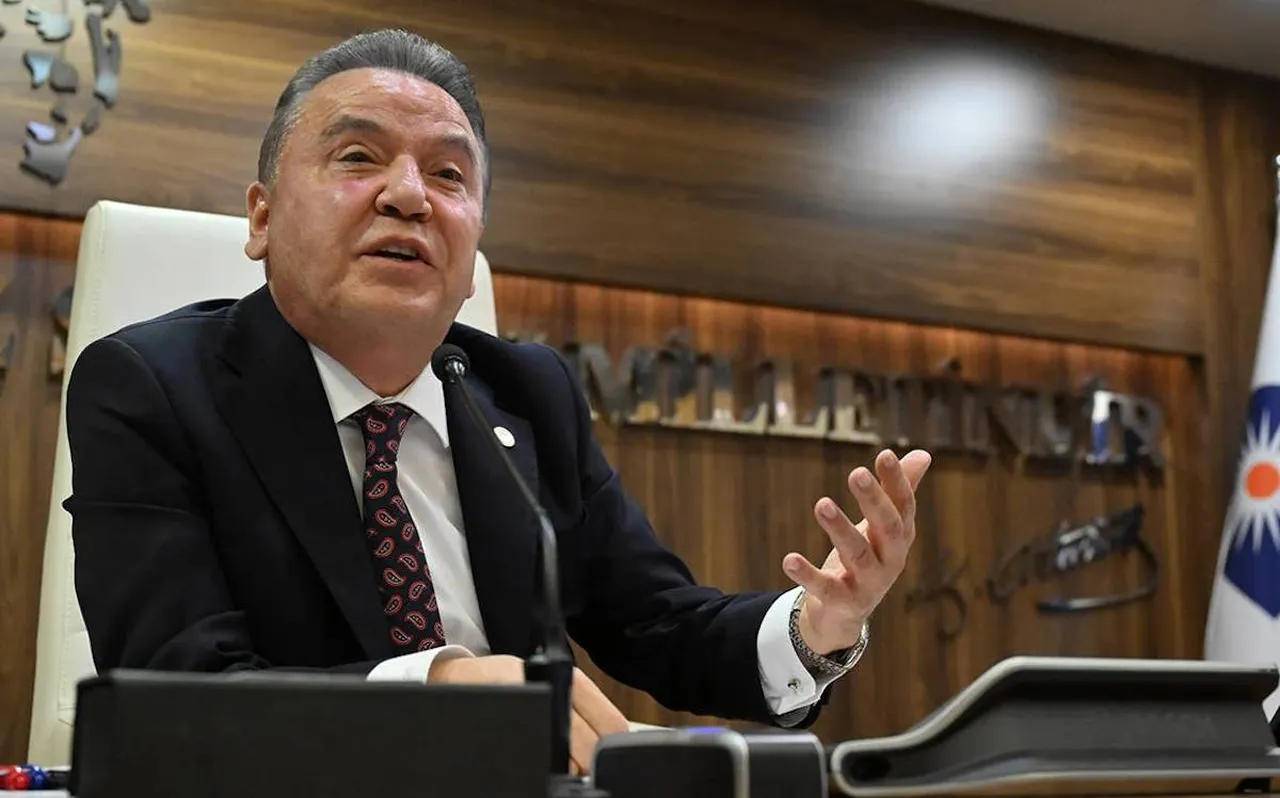 Muhittin Böcek