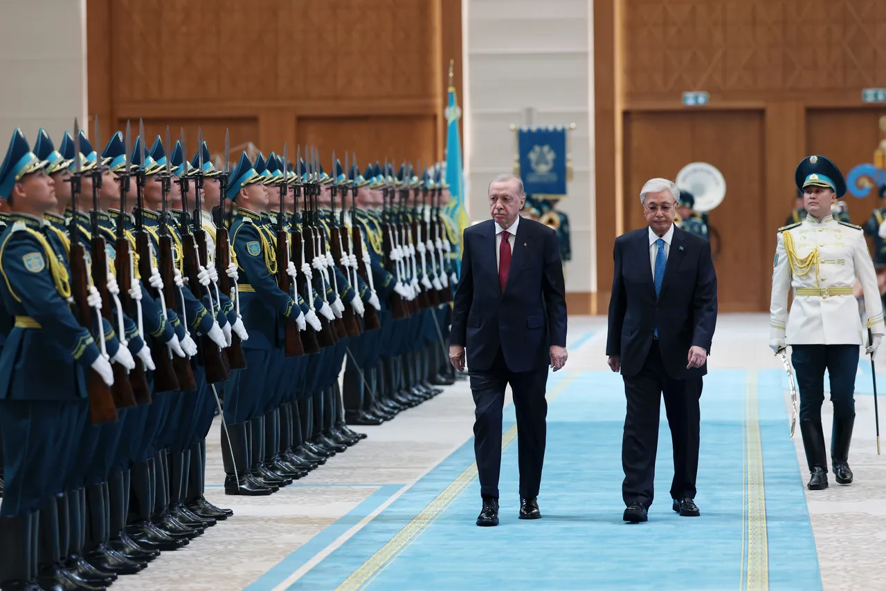 Cumhurbaşkanı Erdoğan'dan Kazakistan'da önemli mesajlar