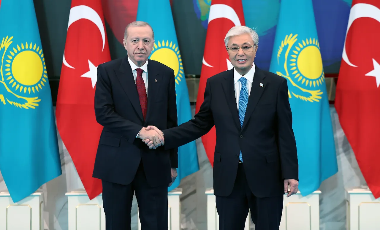 Cumhurbaşkanı Erdoğan'dan Kazakistan'da önemli mesajlar