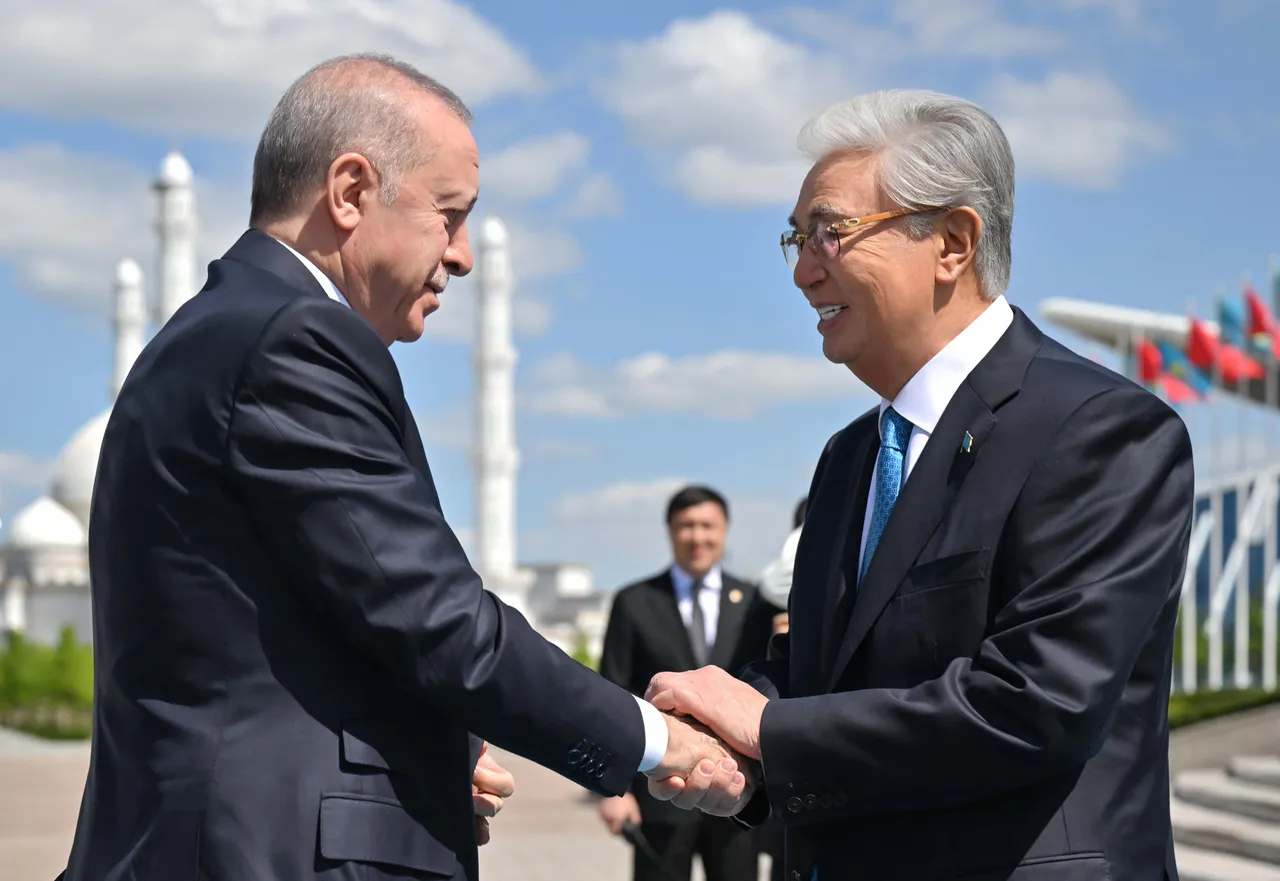 Cumhurbaşkanı Erdoğan'dan Kazakistan'da önemli mesajlar