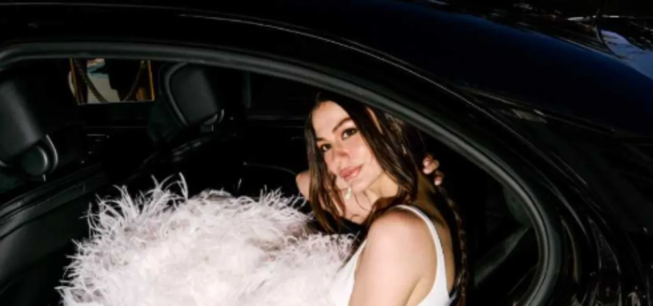 Dünya sahnesine Trendyolmilla imzasıyla çıktı! Demet Özdemir Cannes kırmızı halısında