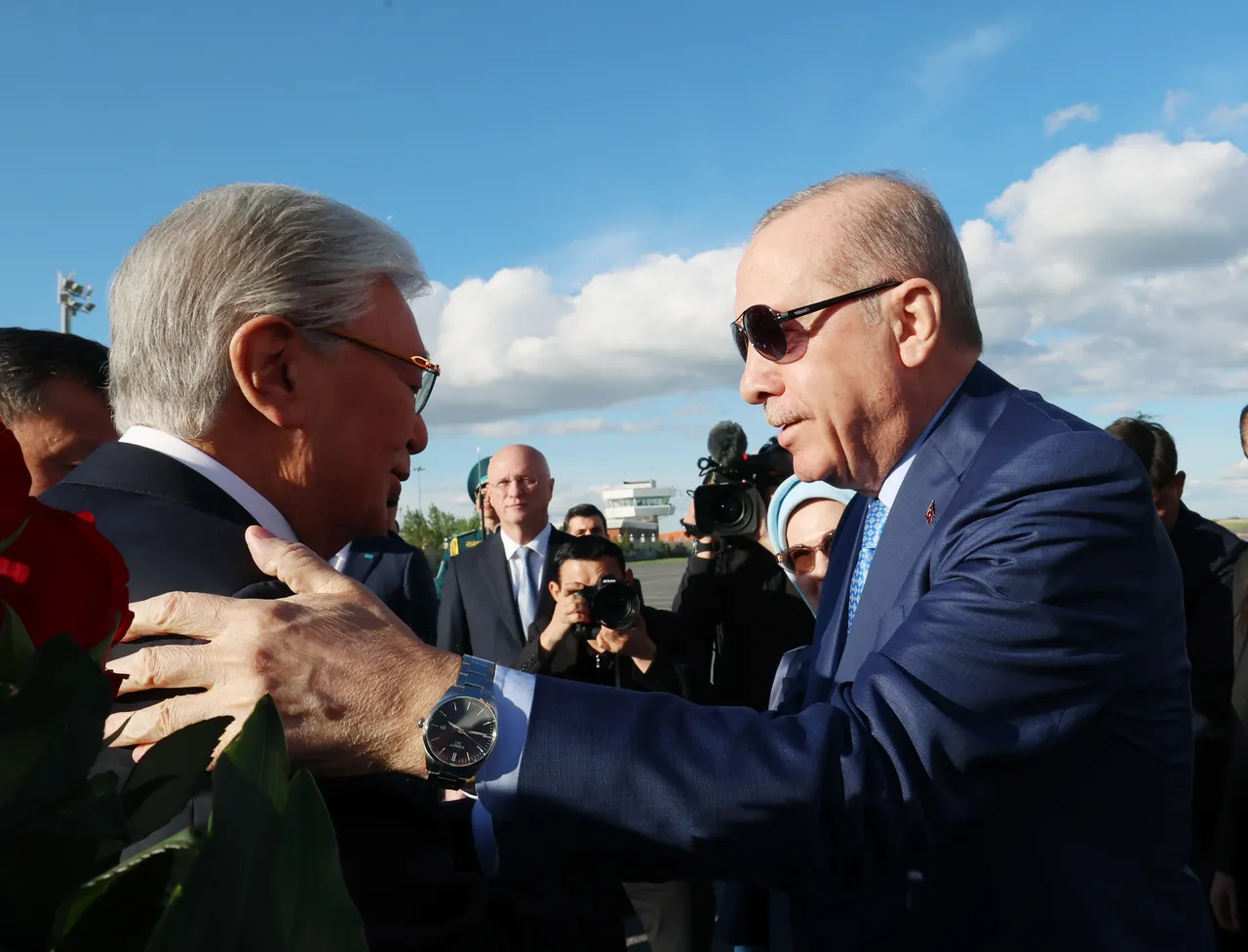 Erdoğan ‘Ata Yurdu’nda... Kazakistan’a 15 milyar dolarlık iş birliği ziyareti