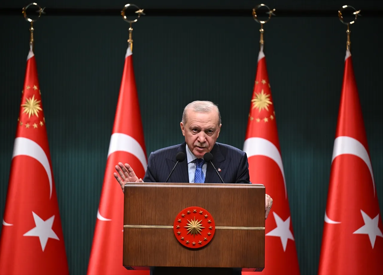 Kurban Bayramı 9 gün mü, bayram tatili ne zaman başlıyor? Bayram öncesi 1,5 günü idari izin!