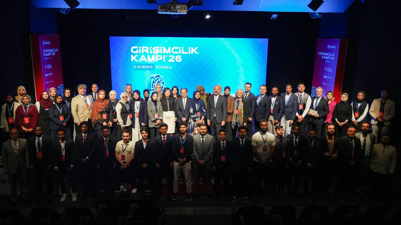 Maarif Vakfı Başkanı Özdil: 66 ülkede 75 bin öğrenciye ulaştık