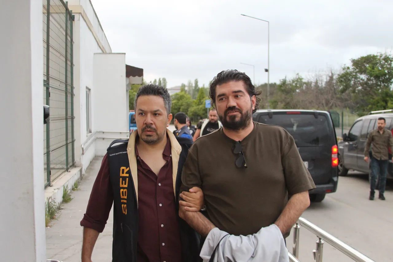 Rasim Ozan Kütahyalı Adana’ya getirildi, ilk açıklamayı yaptı! Bahis soruşturmasında gözaltına alınmıştı