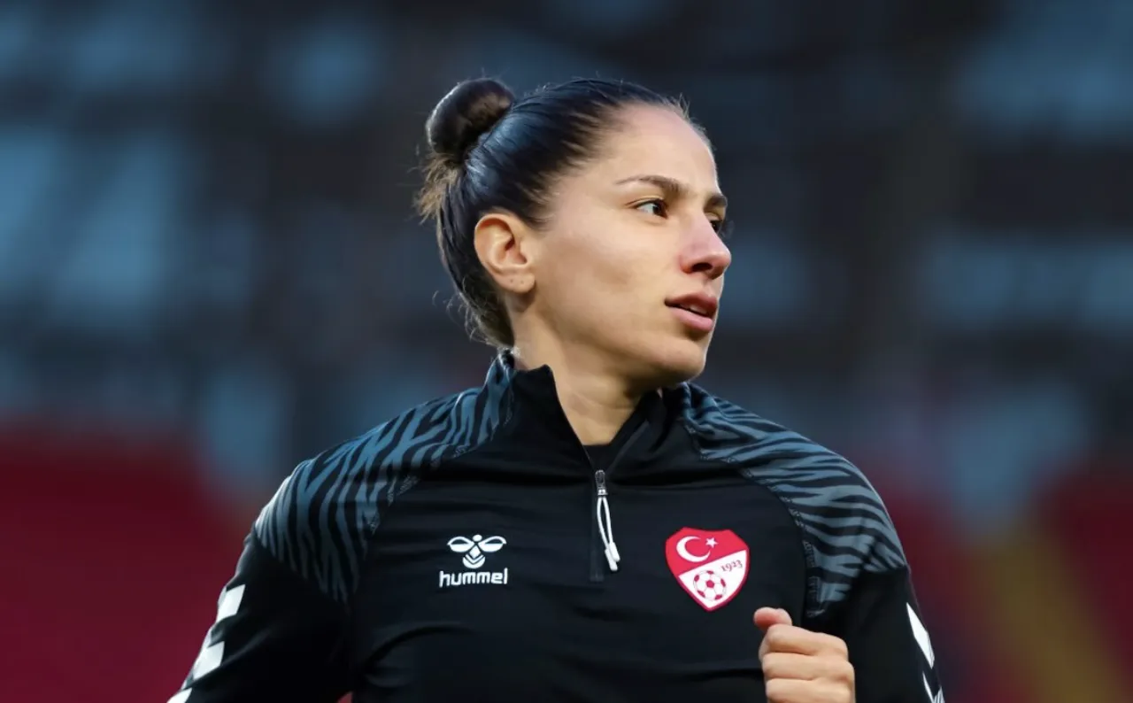 Rizespor Beşiktaş maçı hakemi Asen Albayrak kimdir, kaç yaşında, nereli? İkinci kez Süper Lig maçı yönetecek!