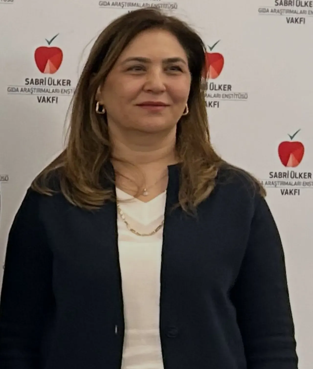 Prof. Dr. Nur Baran Aksakal