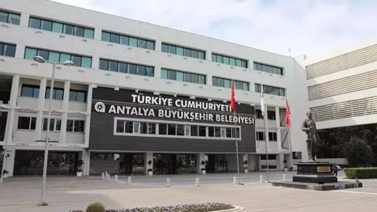 Antalya Büyükşehir Belediyesi soruşturmasında 2 tutuklama!