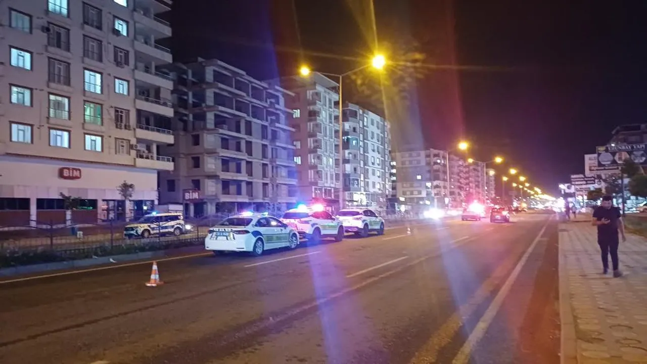 Batman'da feci kaza! Motosikletli de öldü, çarptığı yaya da...