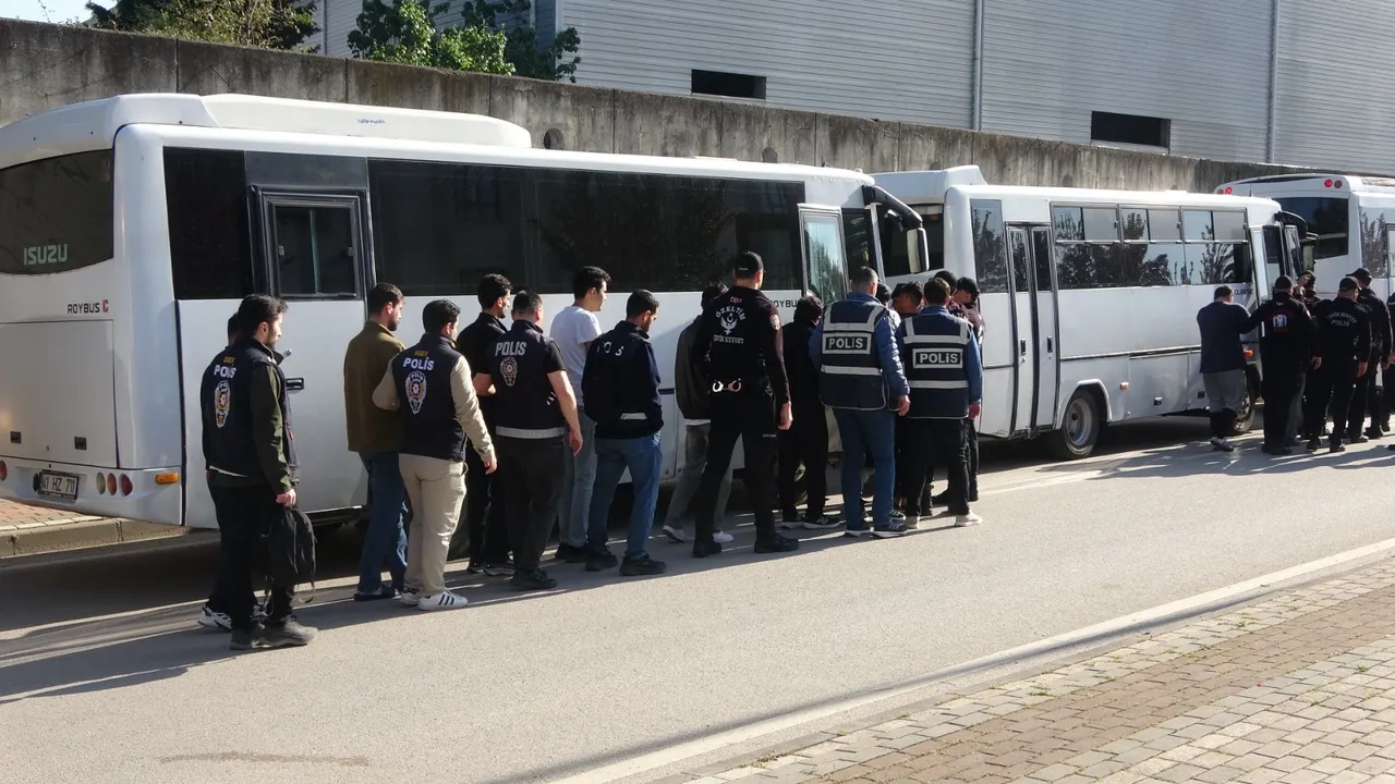 ‘Görünmez’ dolandırıcı! Oturduğu yerden 102 milyon liralık vurgun yaptı… Yöntemleri ‘Pes’ dedirtti