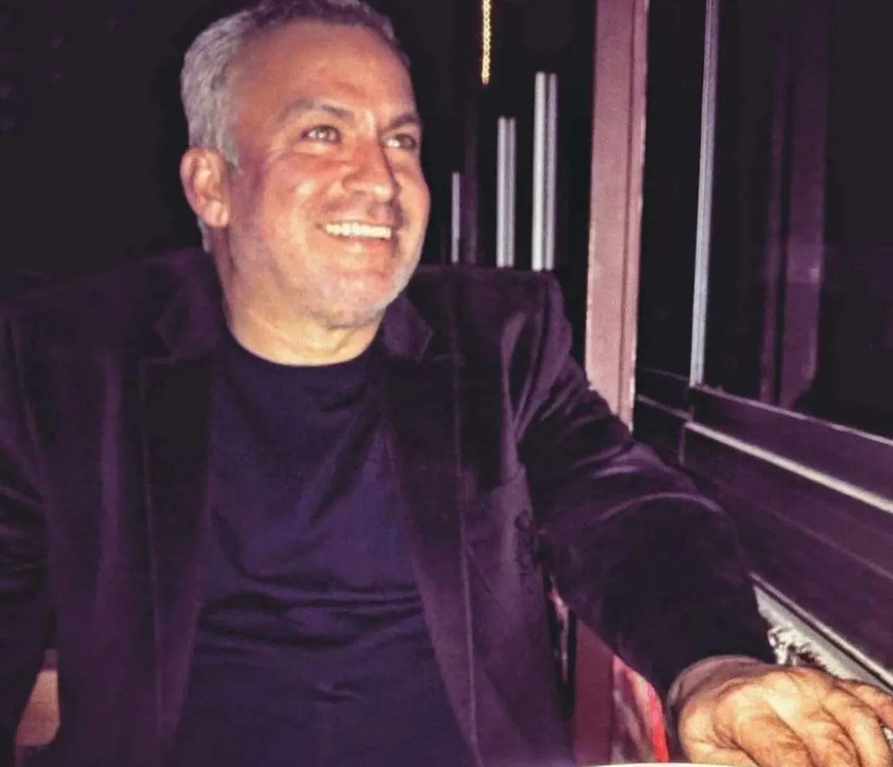 Kalp krizi geçiren arkadaşını hastaneye yetiştirdi! 15 dakika arayla can verdiler