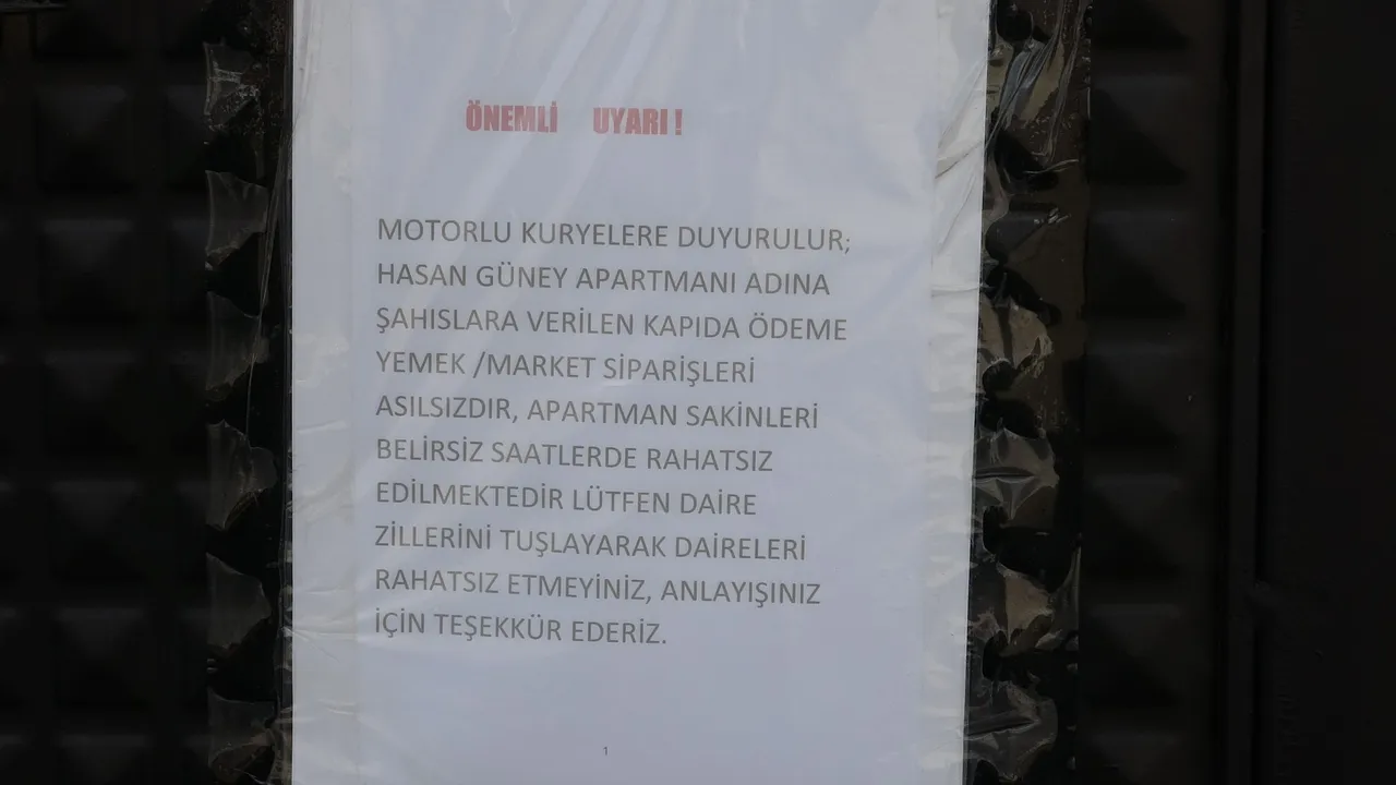 Kapısına günde onlarca kurye, ambulans, cenaze aracı geliyor! Dijital şantaj çetesi pes dedirtti