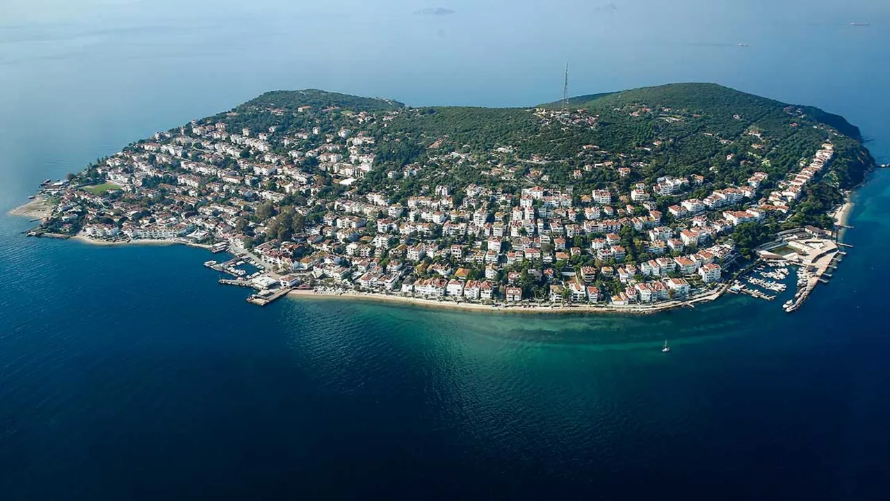 Adalar