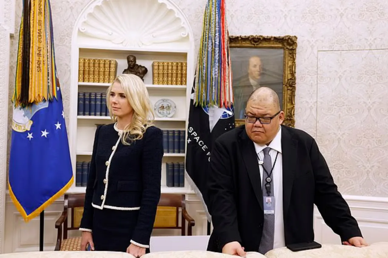 Trump'ın mesajlarındaki sır belli oldu: Şifreyi sadece 3 kişi biliyor