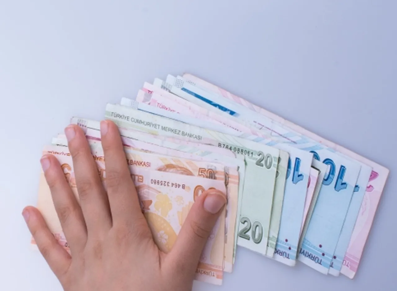 ATM'lerde 'küçük para' devri kapandı! Çarşı ve pazarda nakit krizi