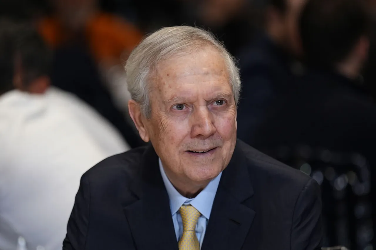 Aziz Yıldırım