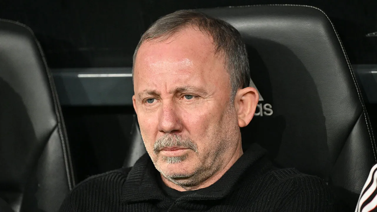Beşiktaş yönetimi, Sergen Yalçın için olağanüstü toplandı! Atiba ve Josef sürprizi...