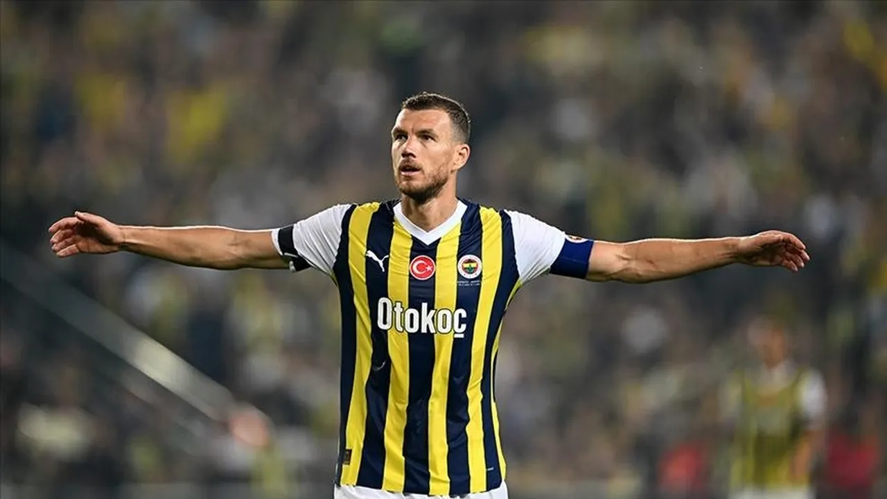 Bosna-Hersekli santrfor Edin Dzeko