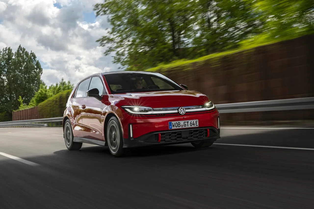 Efsane geri döndü: Volkswagen ilk elektrikli Polo GTI’ı tanıttı