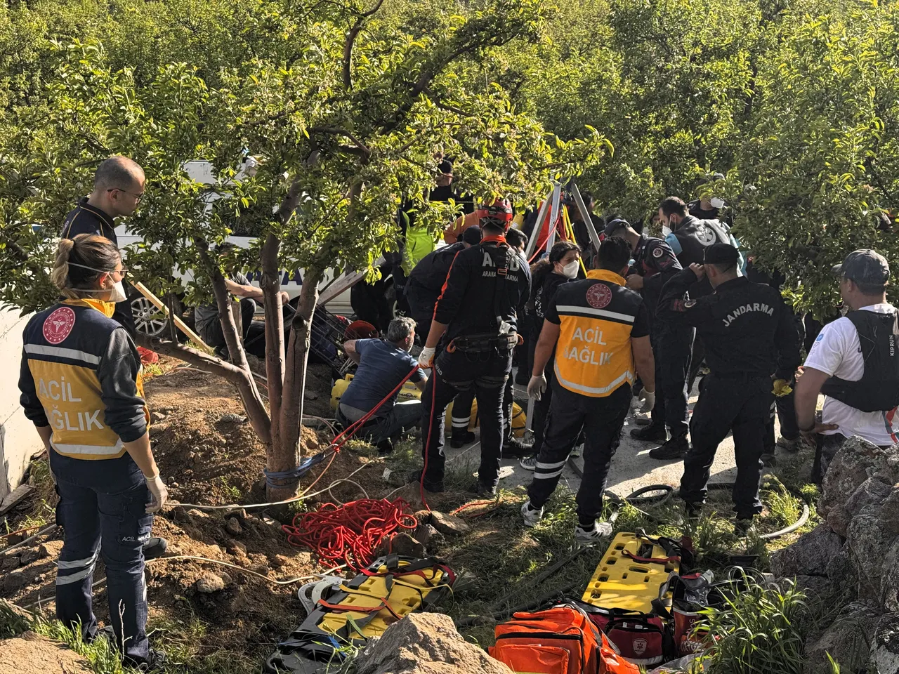 Aksaray'da facia! Sağ girdiler ölü çıktılar, hepsi de akraba