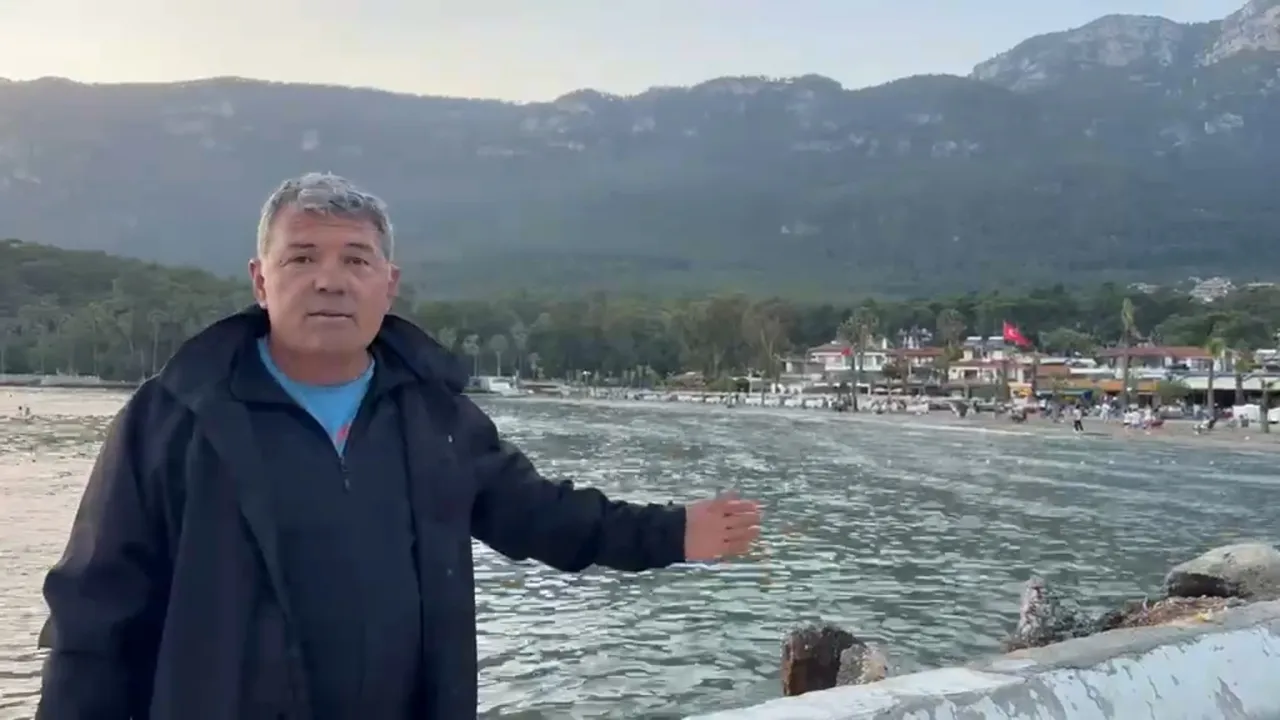 Akyaka'da korkutan görüntü! Deniz suyu 100 metre geri çekildi