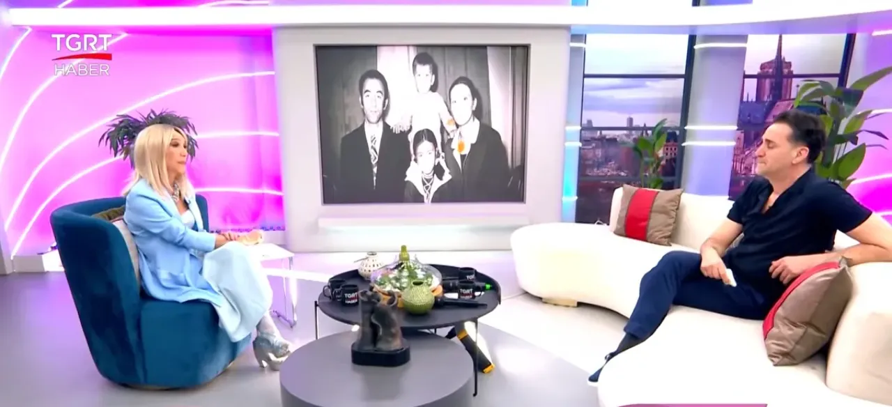 Bekir Aksoy annesinden bahsederken gözyaşlarını tutamadı… “Elini tutmaya çalıştım”