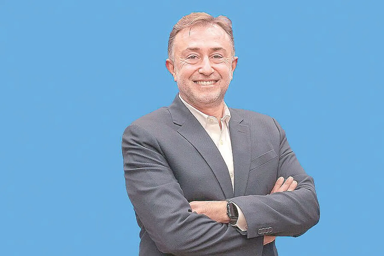 Önder Oğuzhan