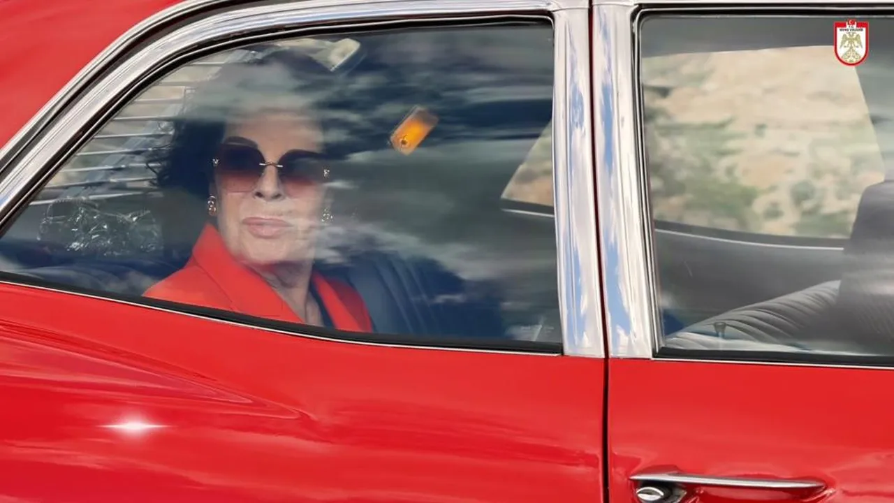 Hülya Koçyiğit 50 yıl sonra aynı sahneyi çekti! Görüntüler sosyal medyaya damga vurdu