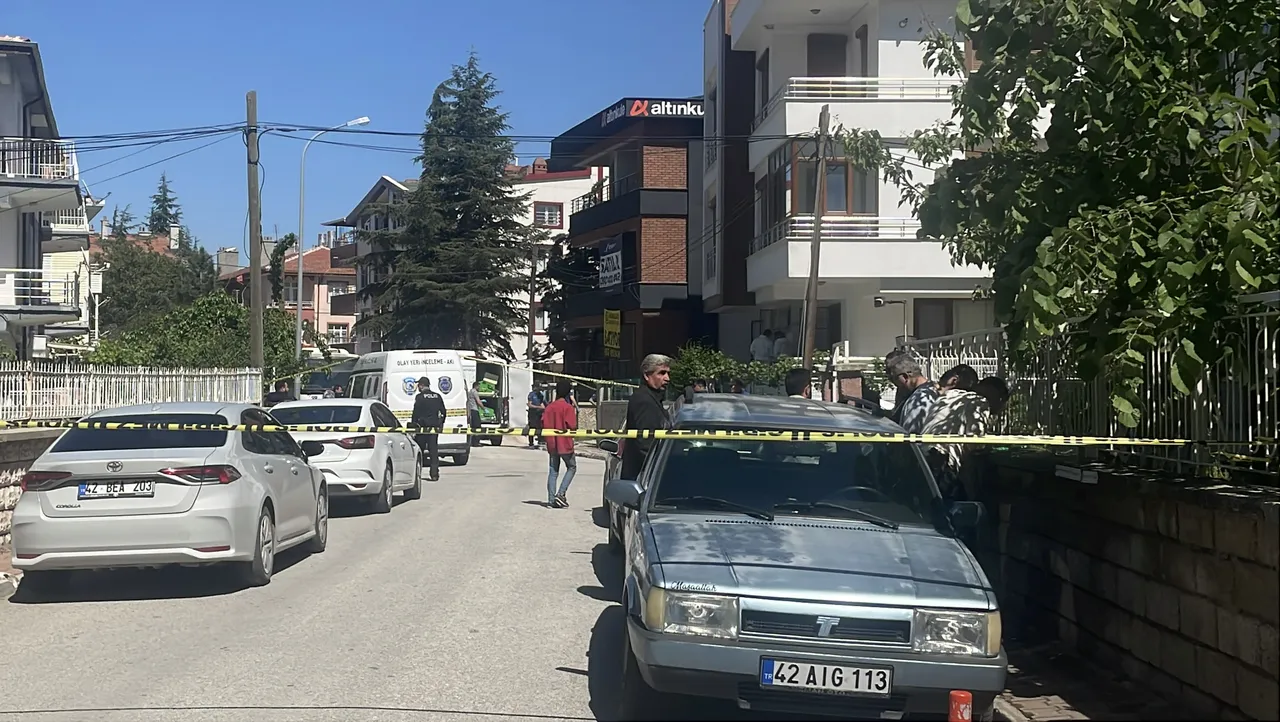Konyada anne ve babasını öldüren hukuk öğrencisi tutuklandı