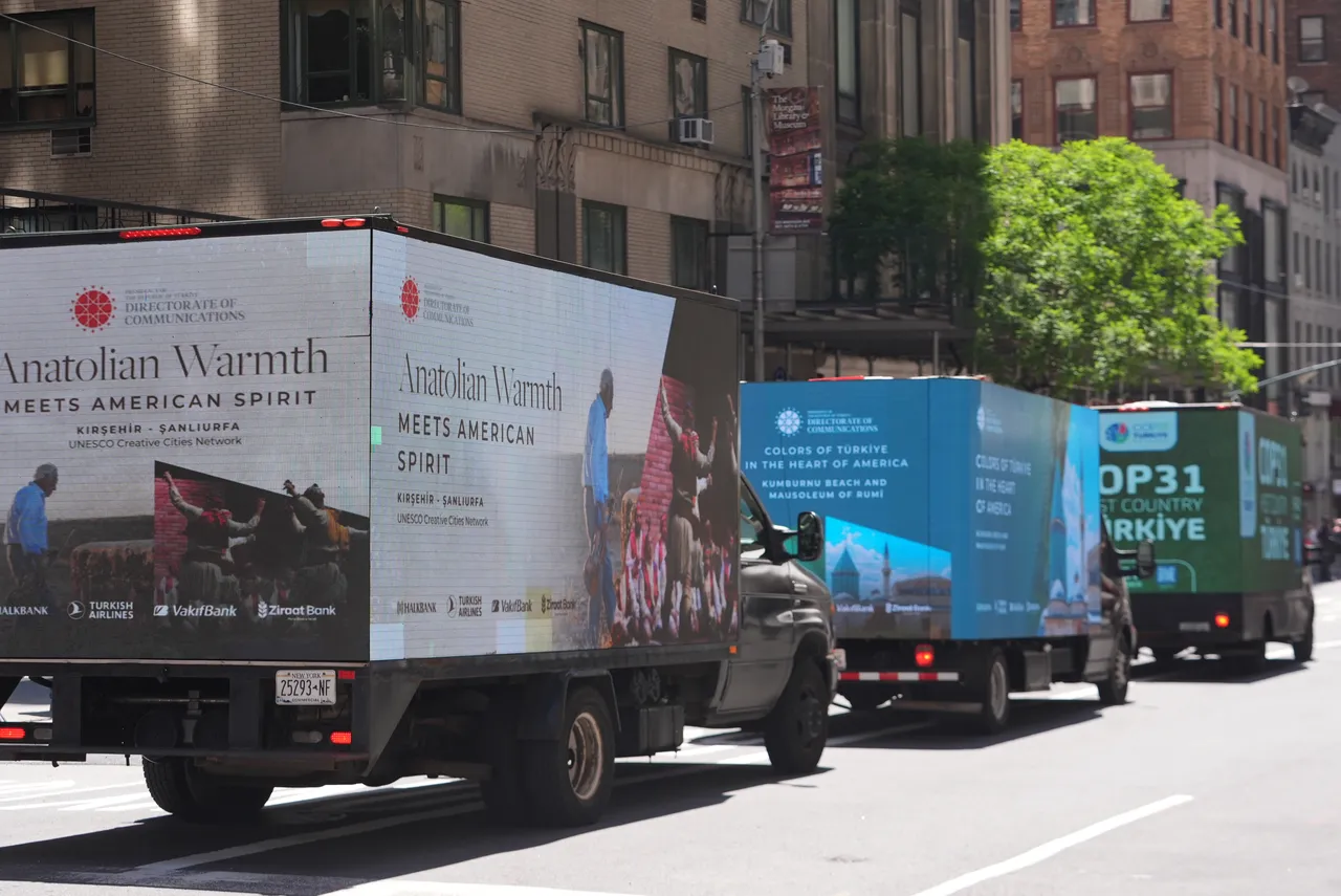 New York'ta 43. Türk Günü Yürüyüşü kutlandı