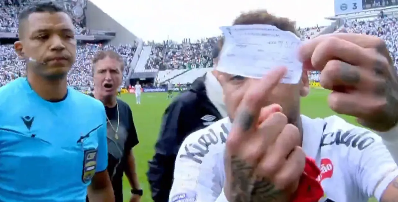 Santos-Coritiba maçında skandal olay: Neymar deliye döndü!