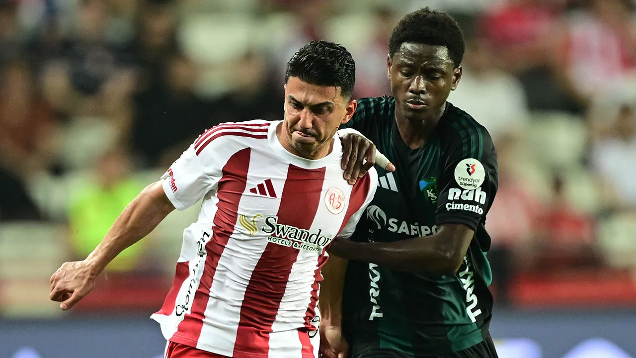 Süper Lig'de küme düşen son takım belli oldu