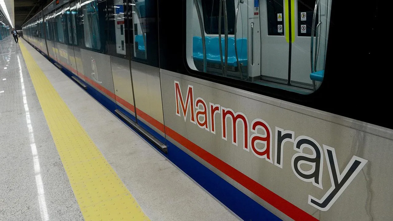 19 Mayısta toplu taşıma ücretsiz mi? Yarın metro, Başkentray, Marmaray ve İZBAN bedava mı?