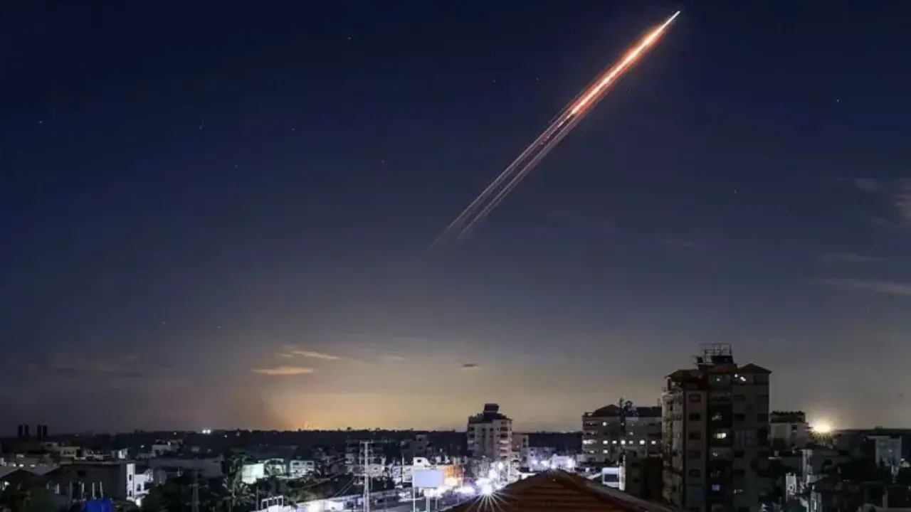 ABD, İran'a yarın planlanan saldırıyı erteledi! Trump, talepte bulunan ülkeleri açıkladı