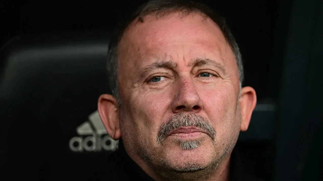 Beşiktaş'ta Sergen Yalçın dönemi sona erdi