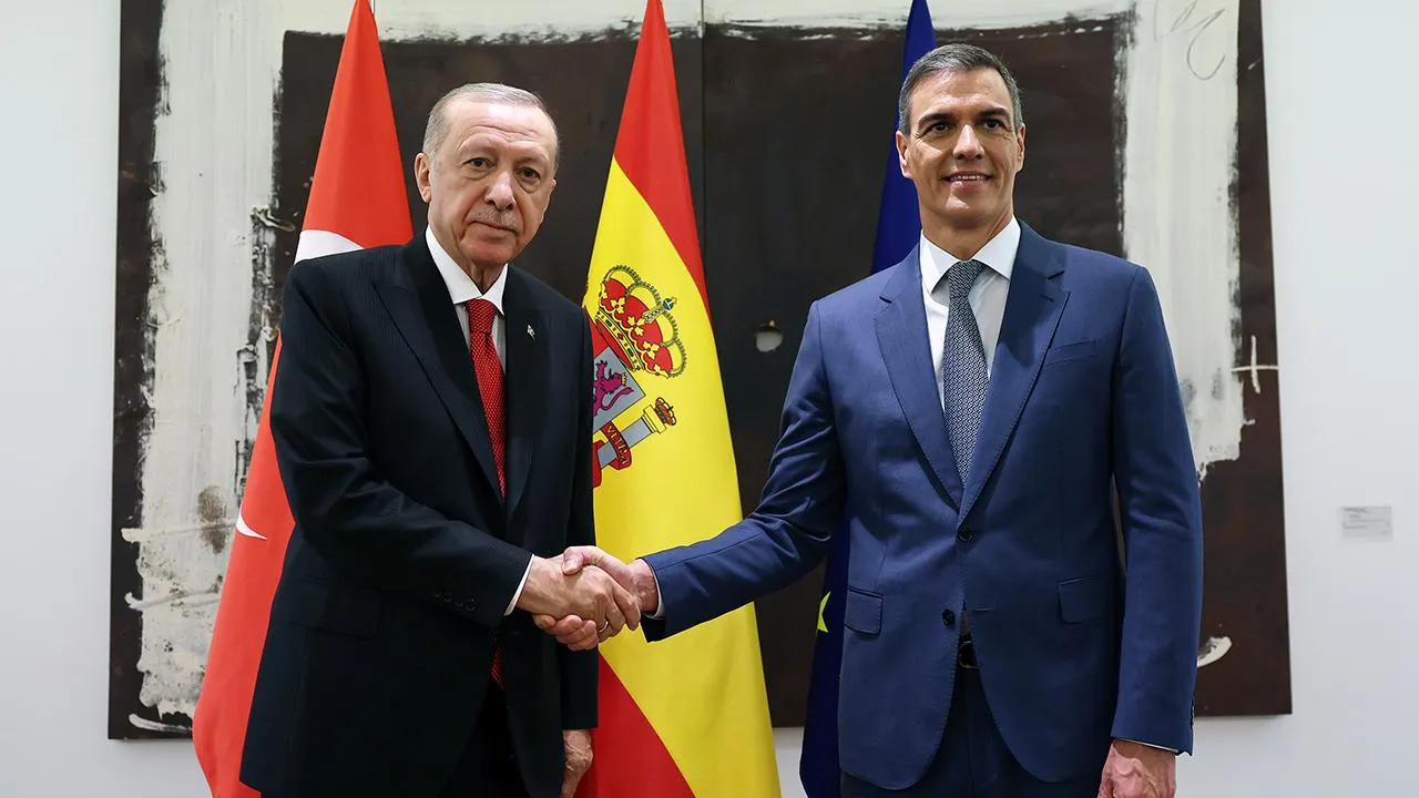 Brüksel'de Türkiye hazımsızlığı! Yunanistan, "Almanya ve İspanya Ankara'nın yanında" diyerek acil kodla AB'nin kapısını çaldı