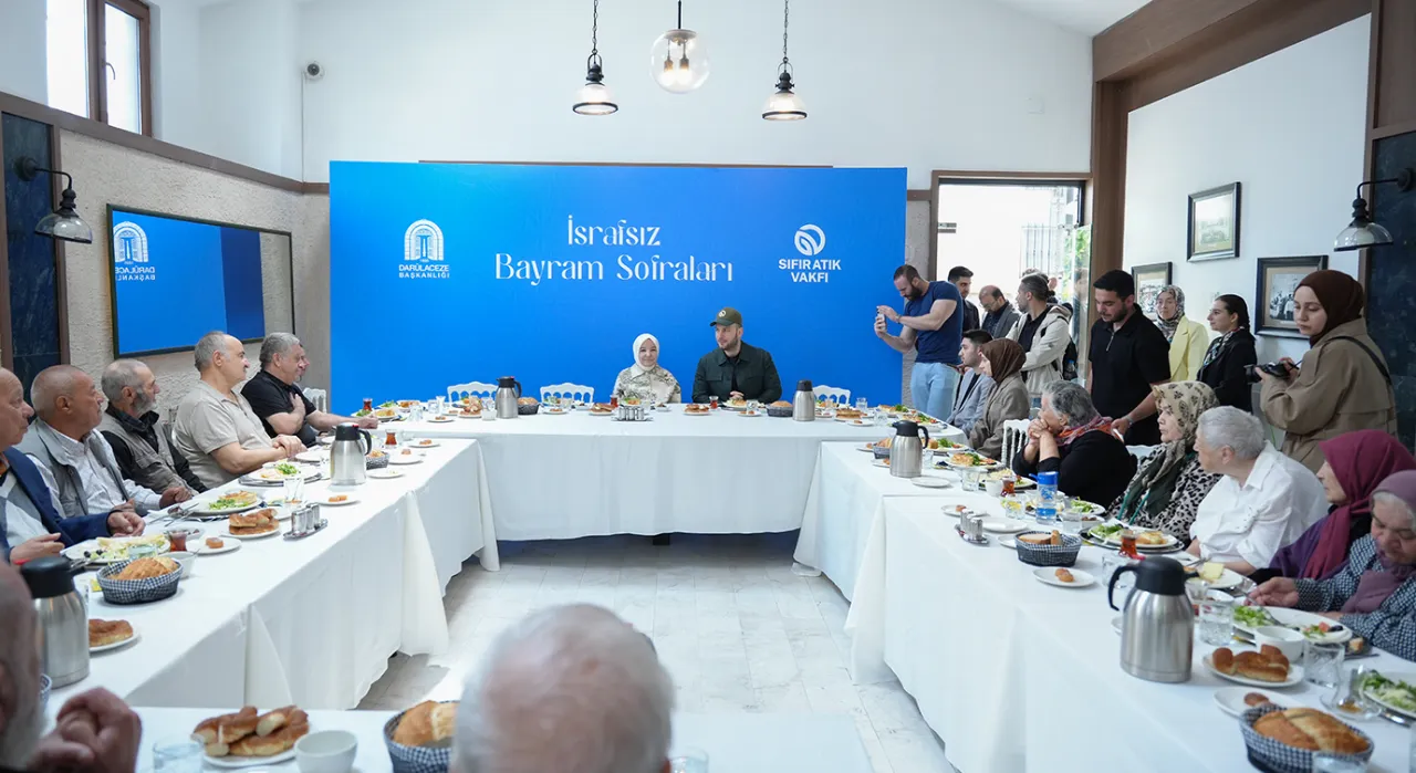 Darülaceze’de anlamlı buluşma! Sıfır Atık Vizyonu kuşakları bir araya getirdi, bayram öncesi israfa karşı kampanya başlatıldı