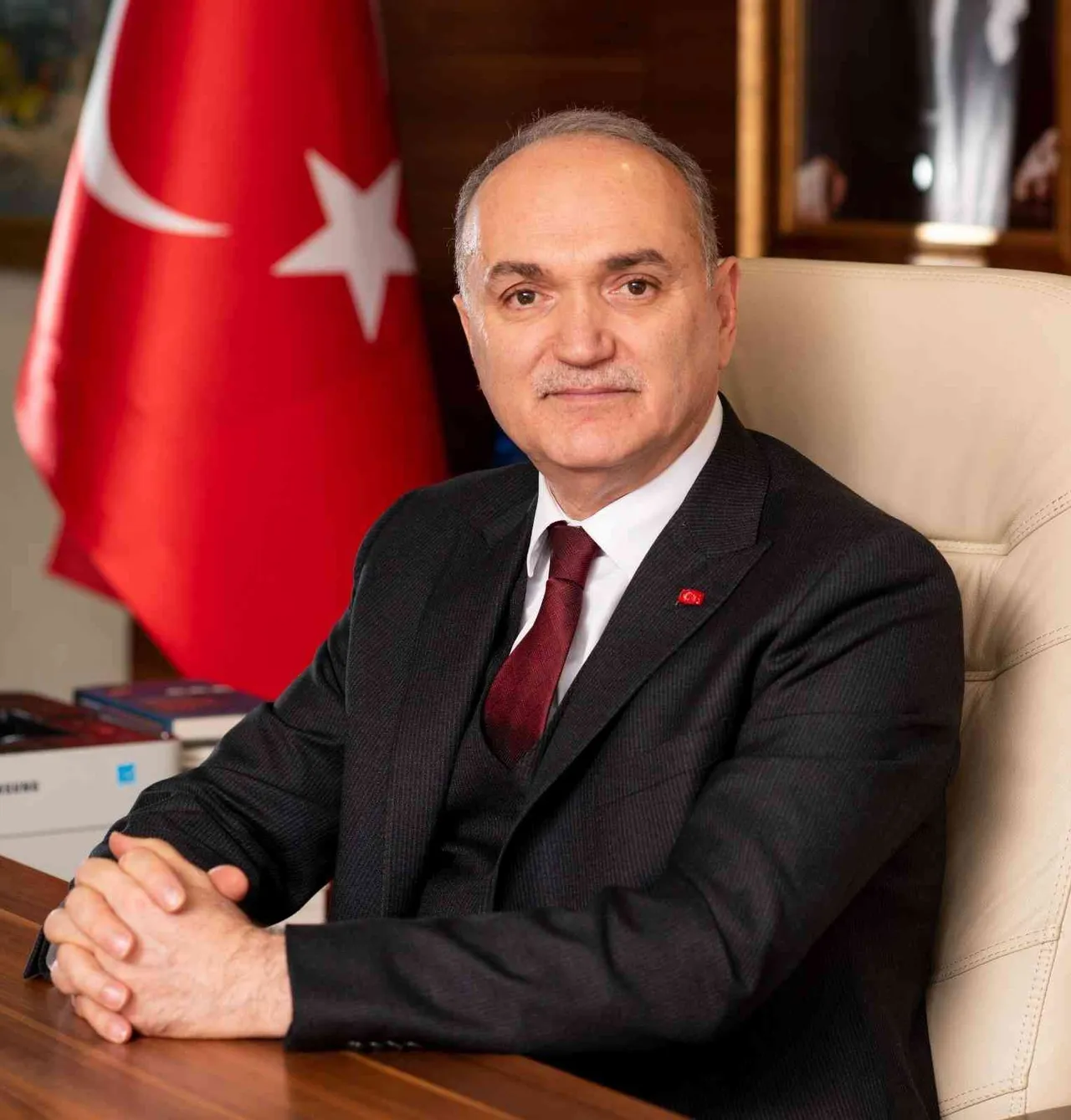 Faruk Özlü