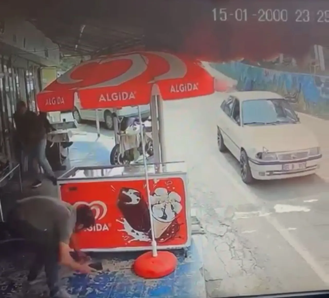 Farklı yerlerde 4 kişiyi öldürdü! Mersin'deki saldırgan her yerde aranıyor
