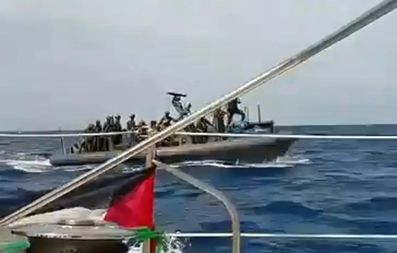 Sumud Filosu’na İsrail saldırısı! Bir tekne saldırıya uğradı