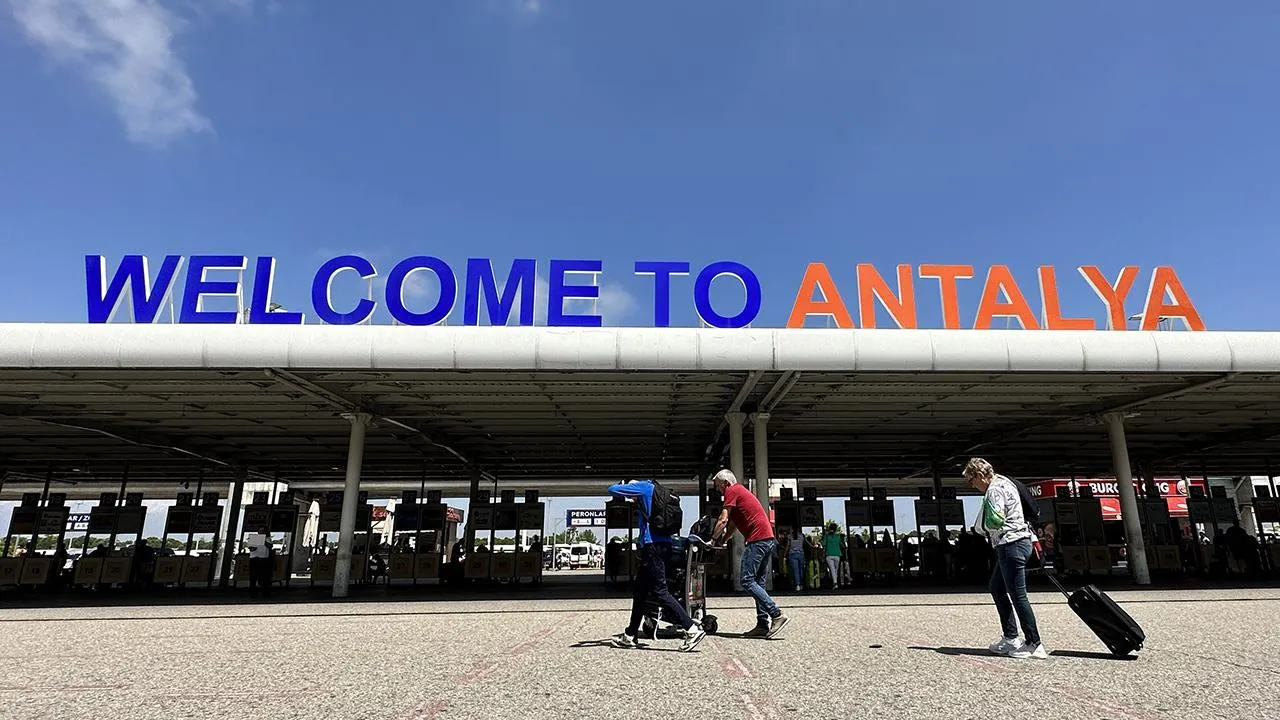 Türkiye’de ilk! Antalya Havalimanı’nda yeni dönem, Avrupa’ya entegre oldu! Advanced ATC Tower devrede